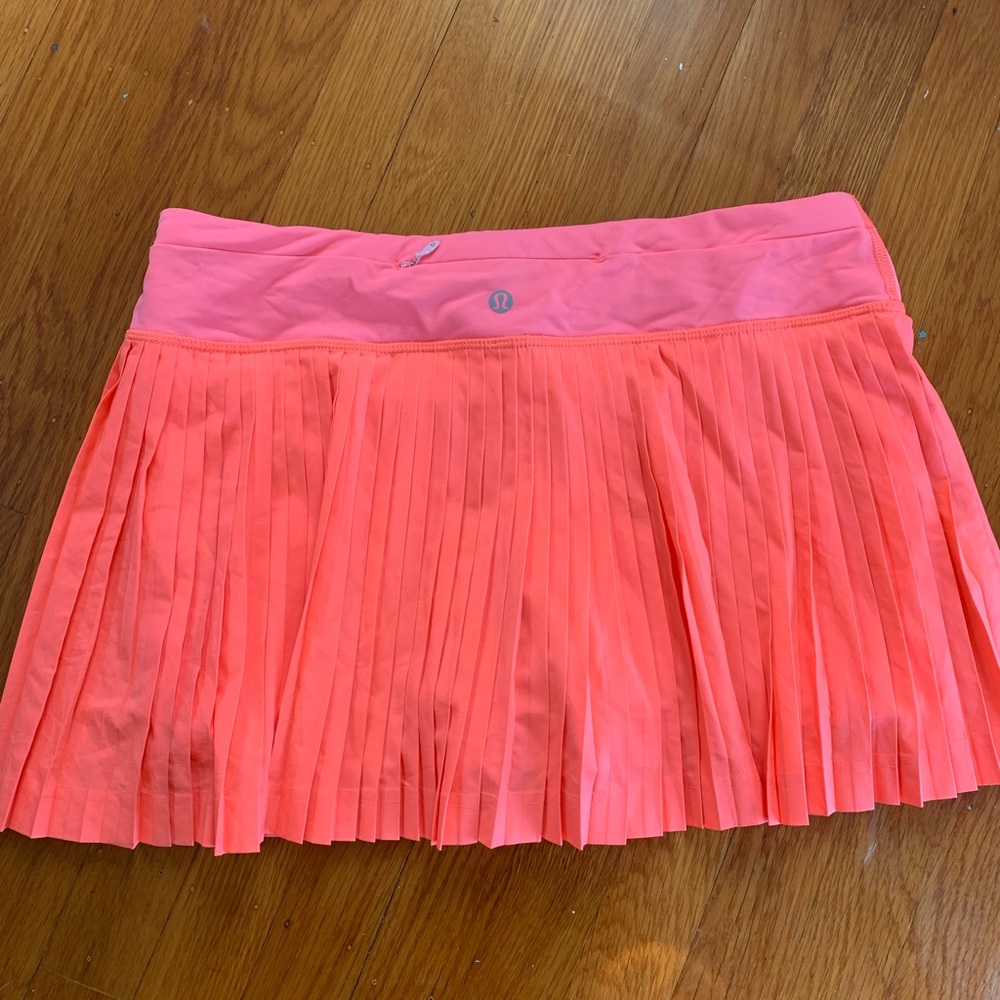 Lululemon running skirt, size 8